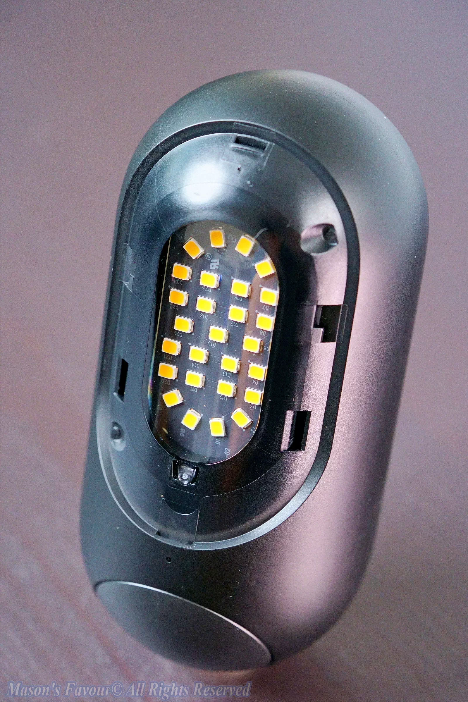 UniFi-Smart-Flood-Light - Standing 1