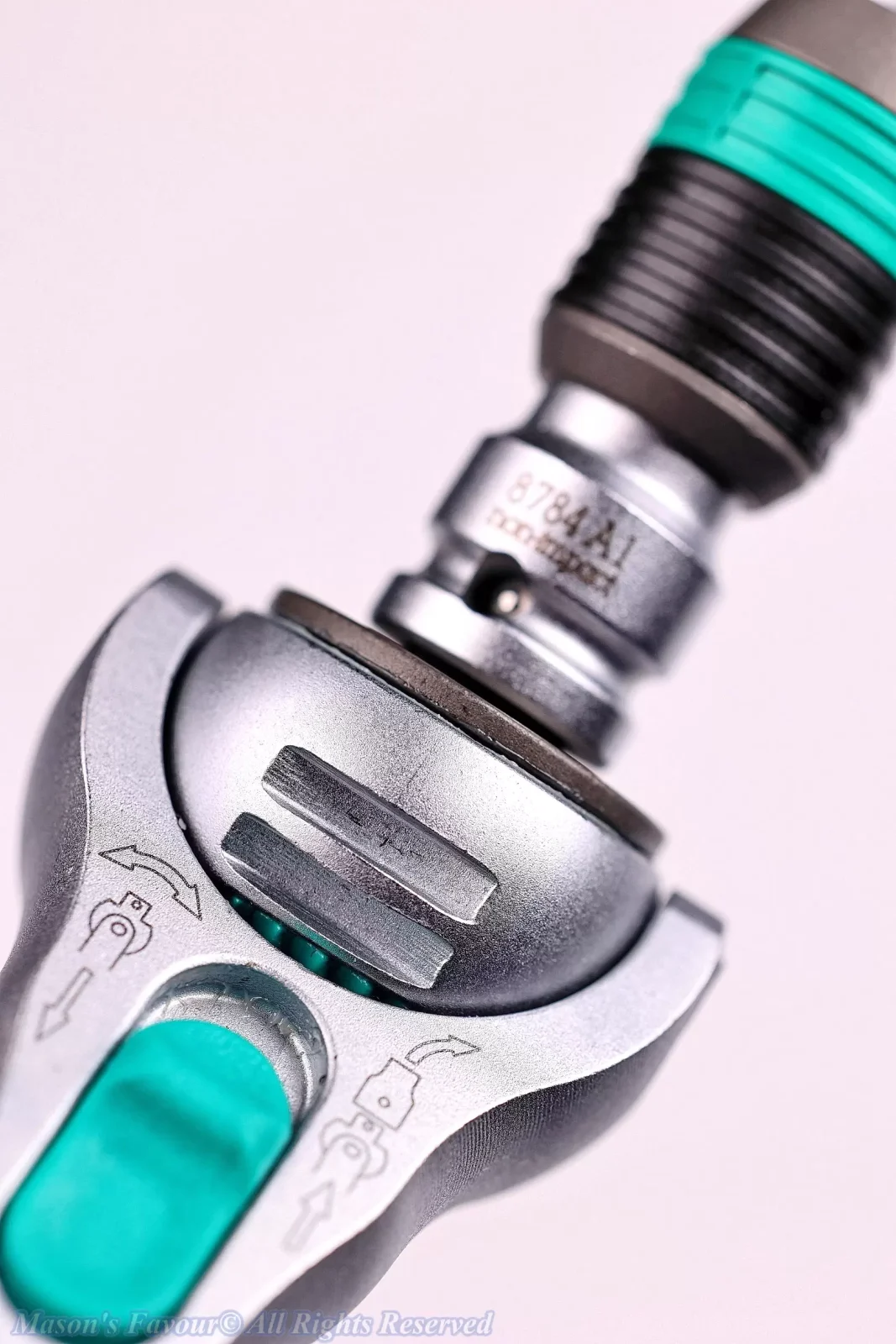 Wera KK-ZYKLOP-1/4" Ratchet Wrench Set - Hands-On 9