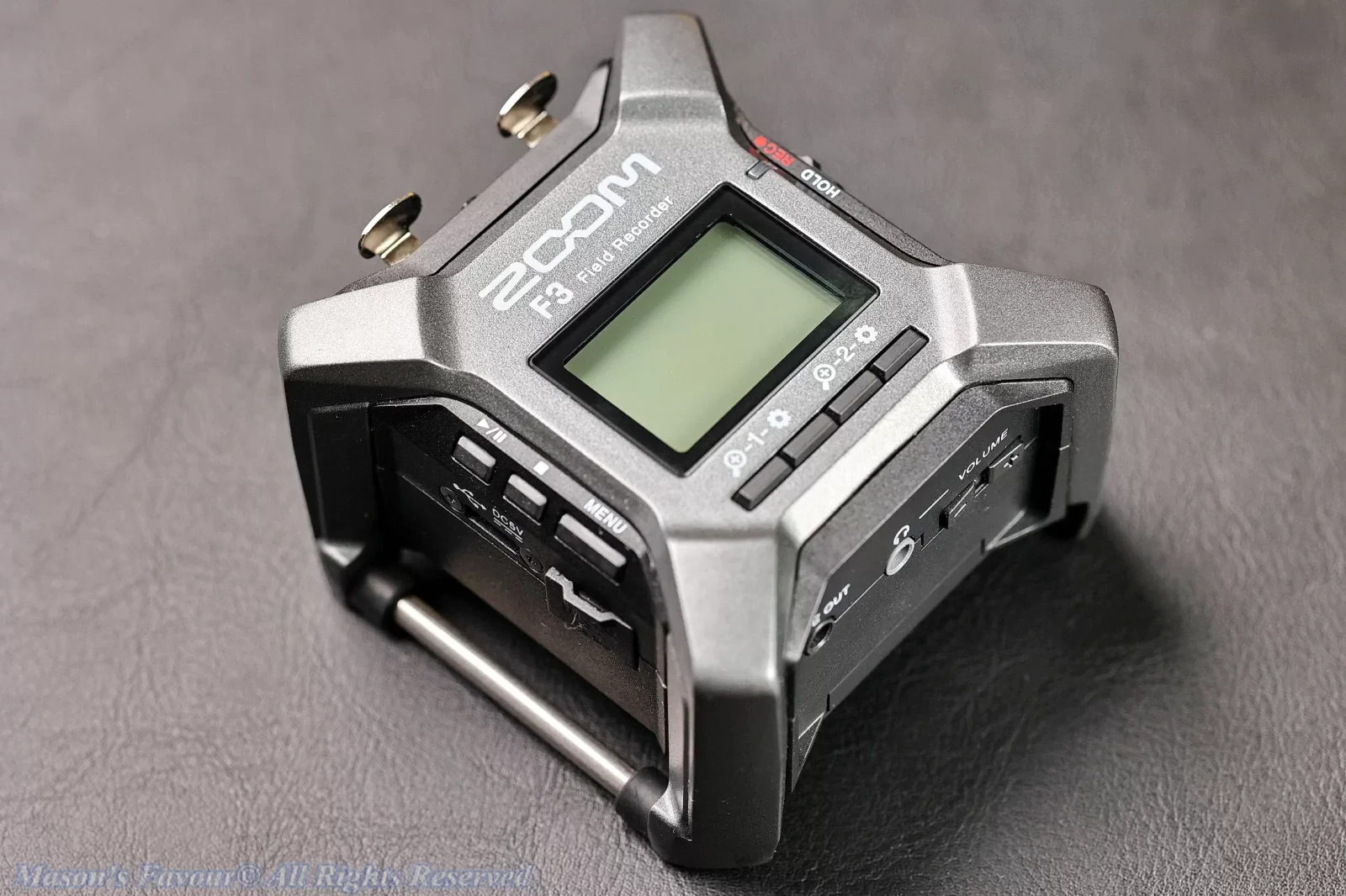 Zoom F3 Field Recorder - Persepctive 2