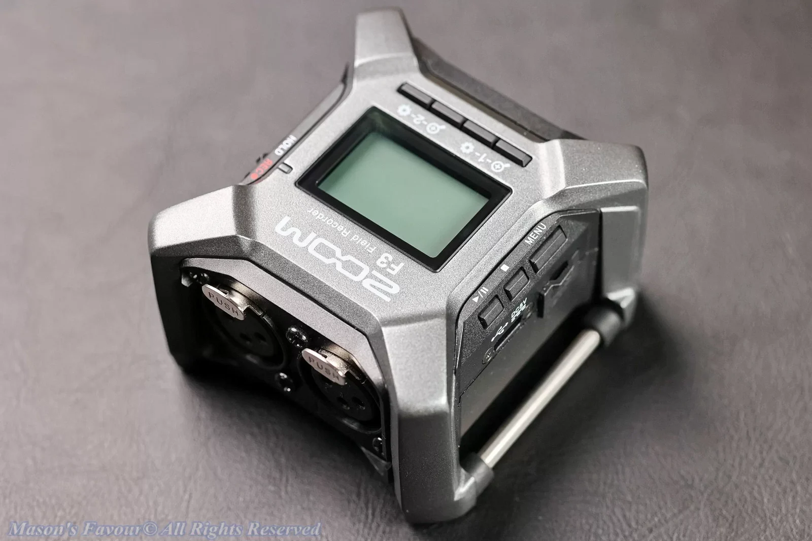 Zoom F3 Field Recorder - Persepctive 3